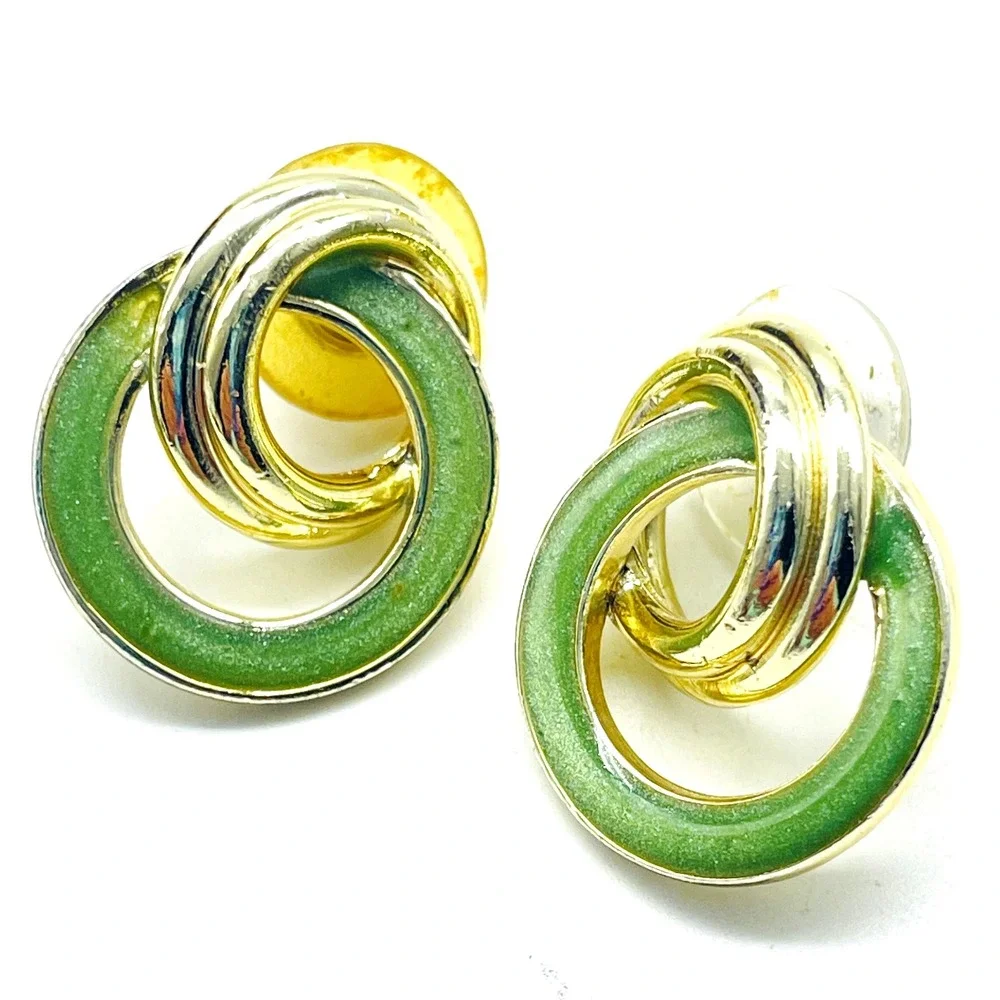 Green Enamel Gold Tone Swirl Pierced Earrings Oval Statement Retro Style